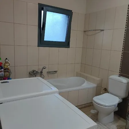 Sunny Spacious Maisonnette With Jacuzzi *
