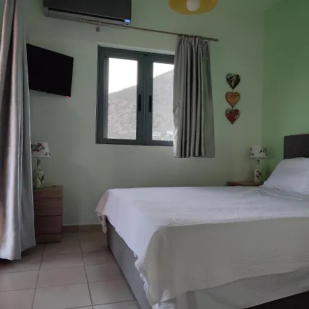 Σπίτι διακοπών Sunny Spacious Maisonnette With Jacuzzi