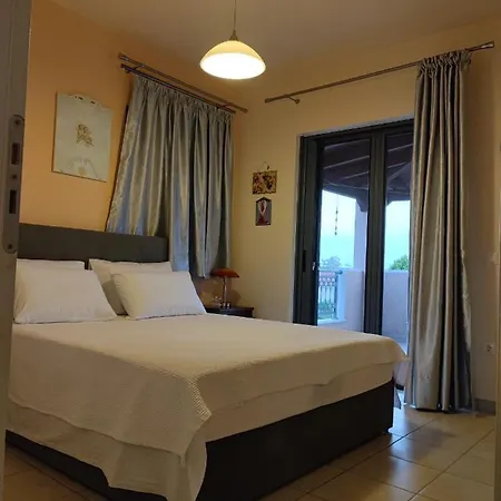 Σπίτι διακοπών Sunny Spacious Maisonnette With Jacuzzi