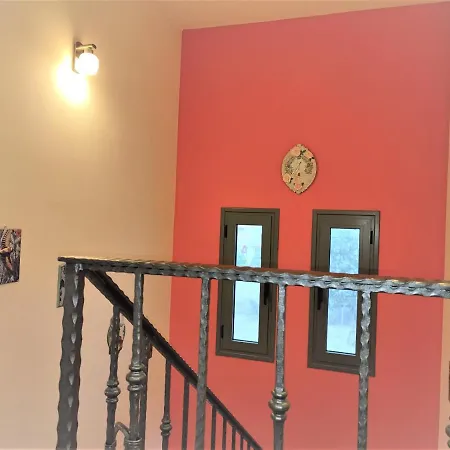 Sunny Spacious Maisonnette With Jacuzzi *